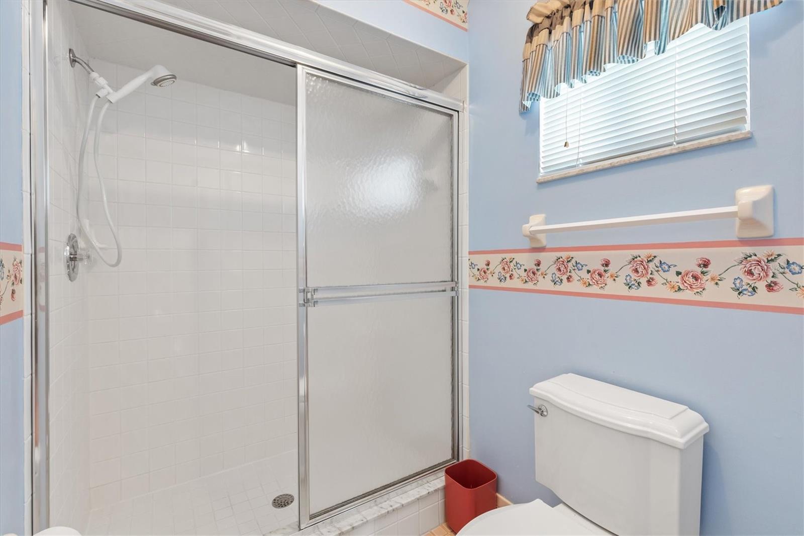 Image 19 of 43 For 9850 178th Lane