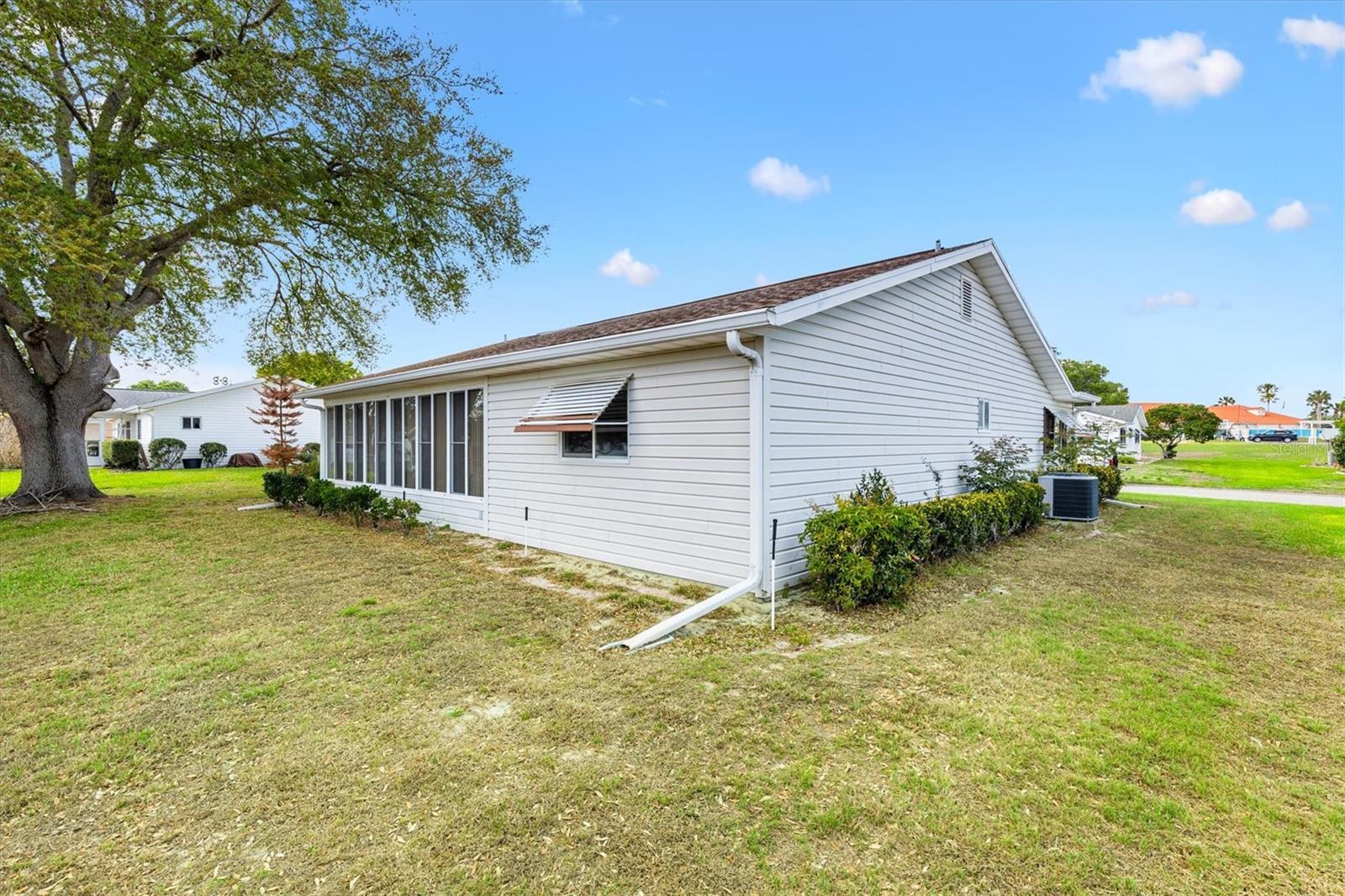 Image 28 of 43 For 9850 178th Lane