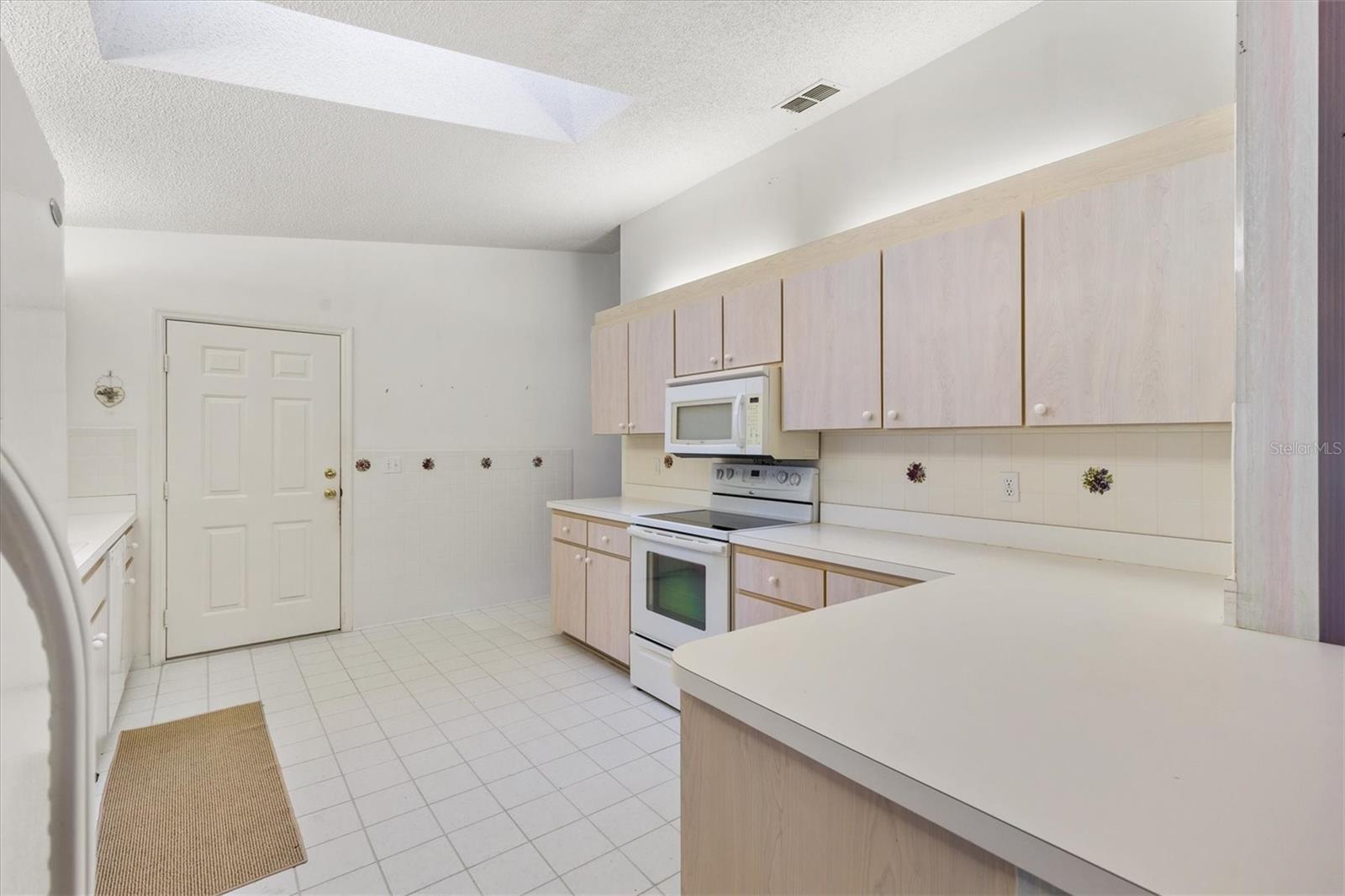 Image 9 of 43 For 9850 178th Lane