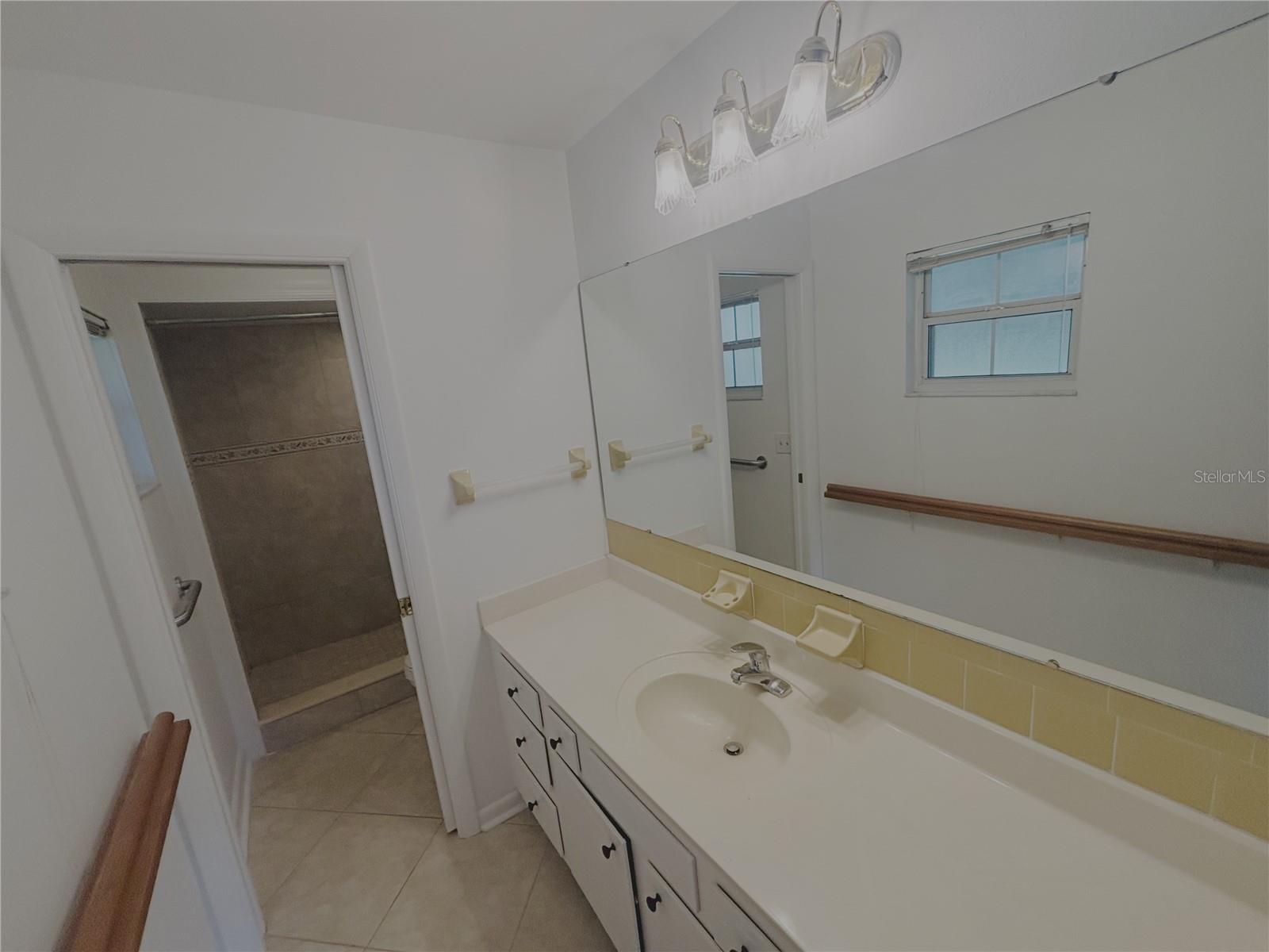 Image 15 of 25 For 4440 80th Avenue