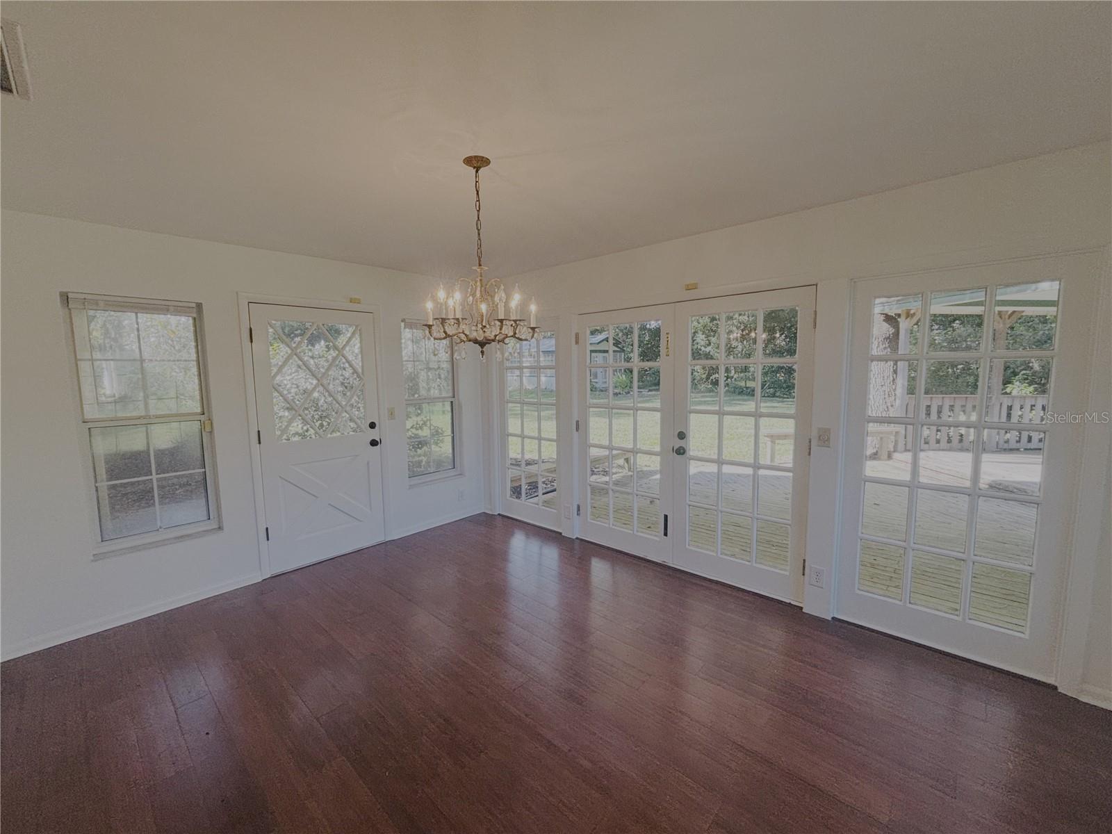 Image 4 of 25 For 4440 80th Avenue