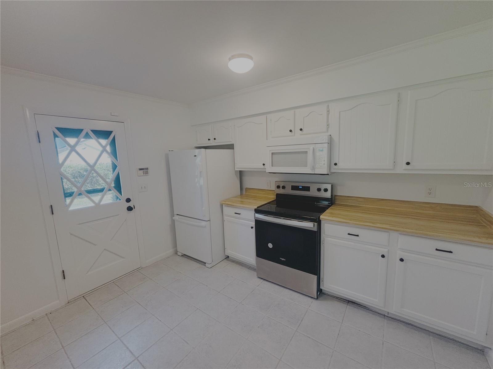 Image 8 of 25 For 4440 80th Avenue