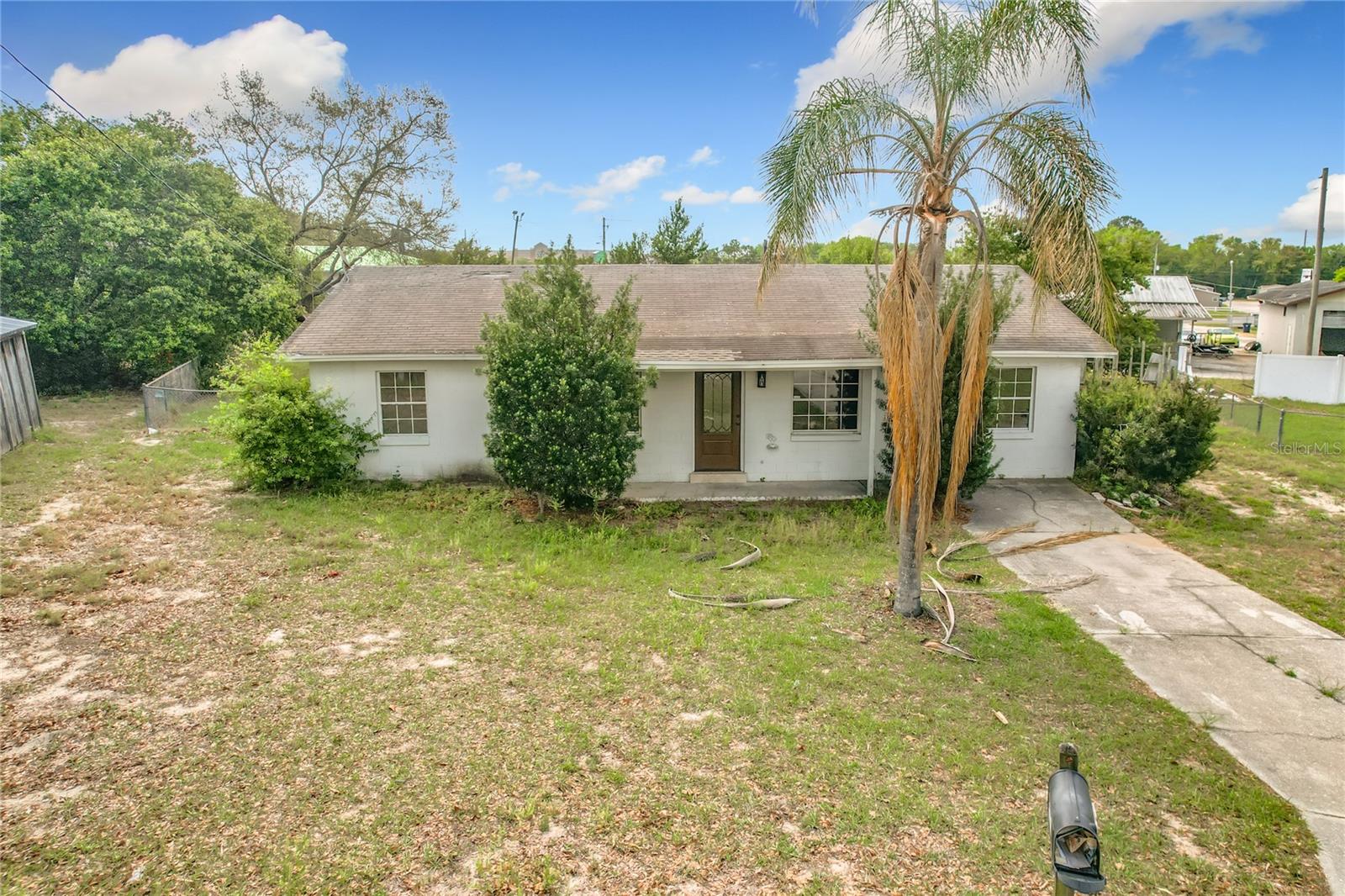 Image 30 of 41 For 201 Valencia Drive