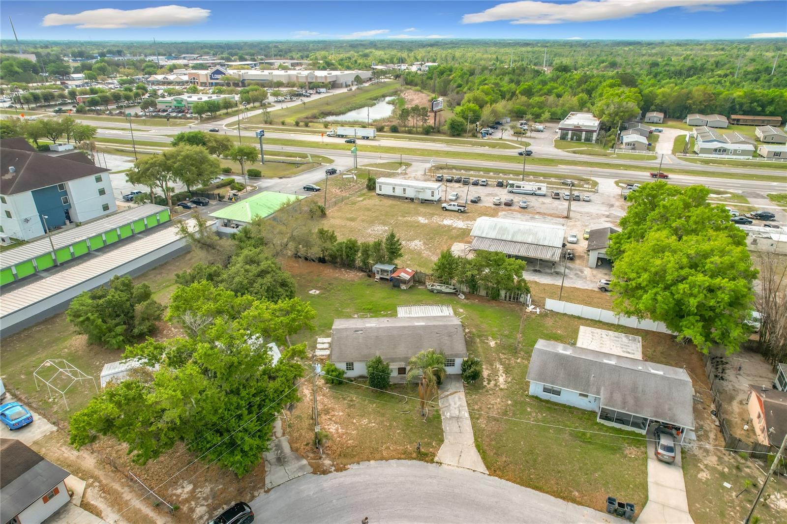 Image 40 of 41 For 201 Valencia Drive