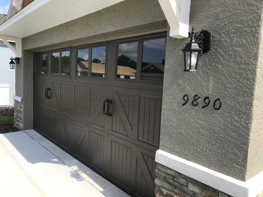 Image 2 of 16 For 9890 99th Loop