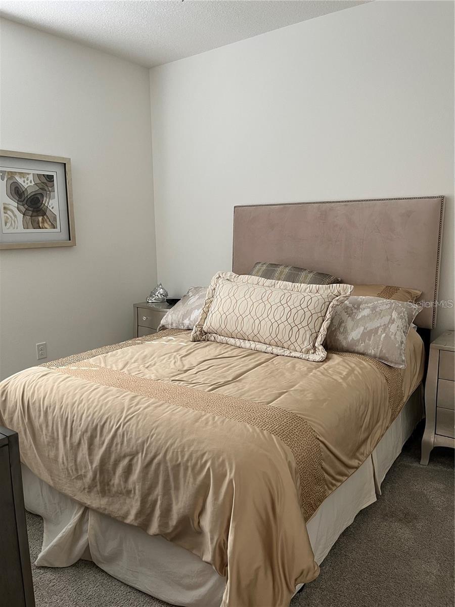 Image 9 of 16 For 9890 99th Loop