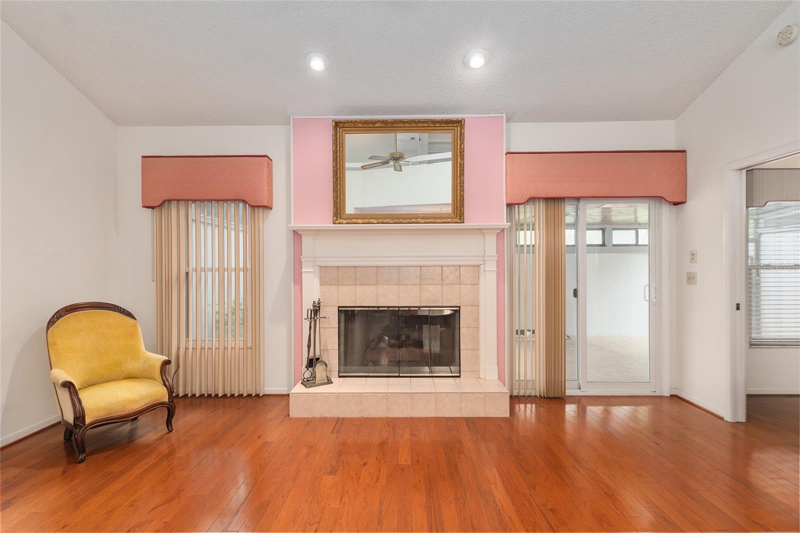 Image 11 of 62 For 2064 37th Court Circle