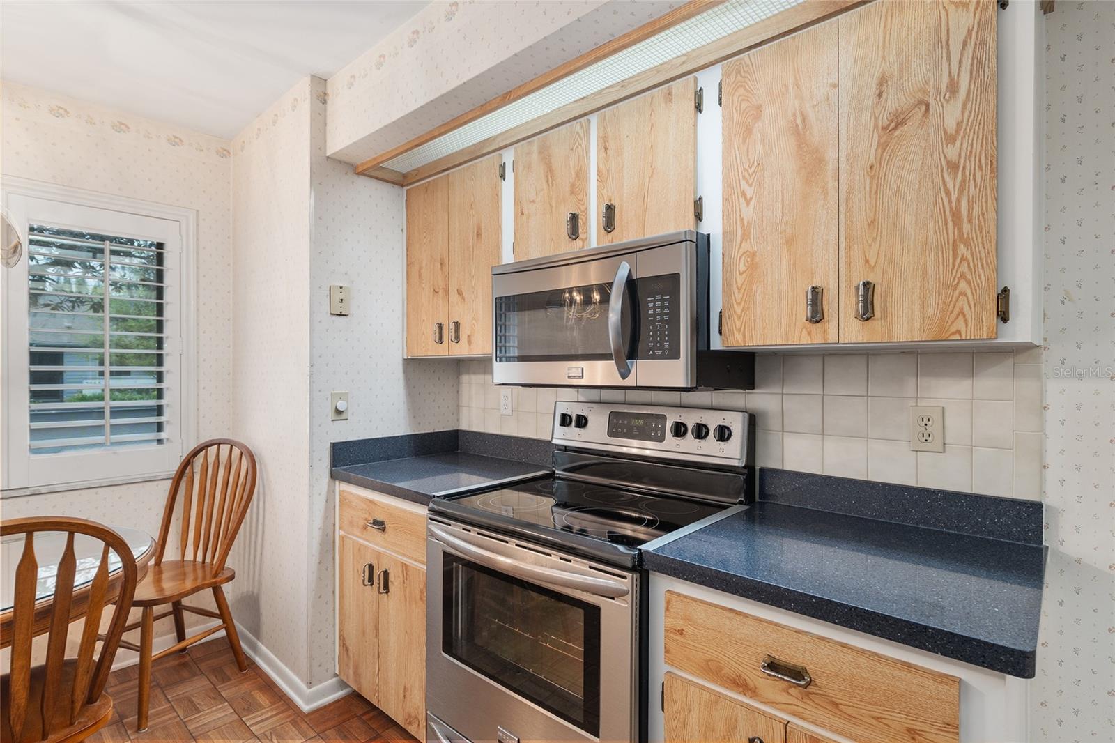 Image 22 of 62 For 2064 37th Court Circle