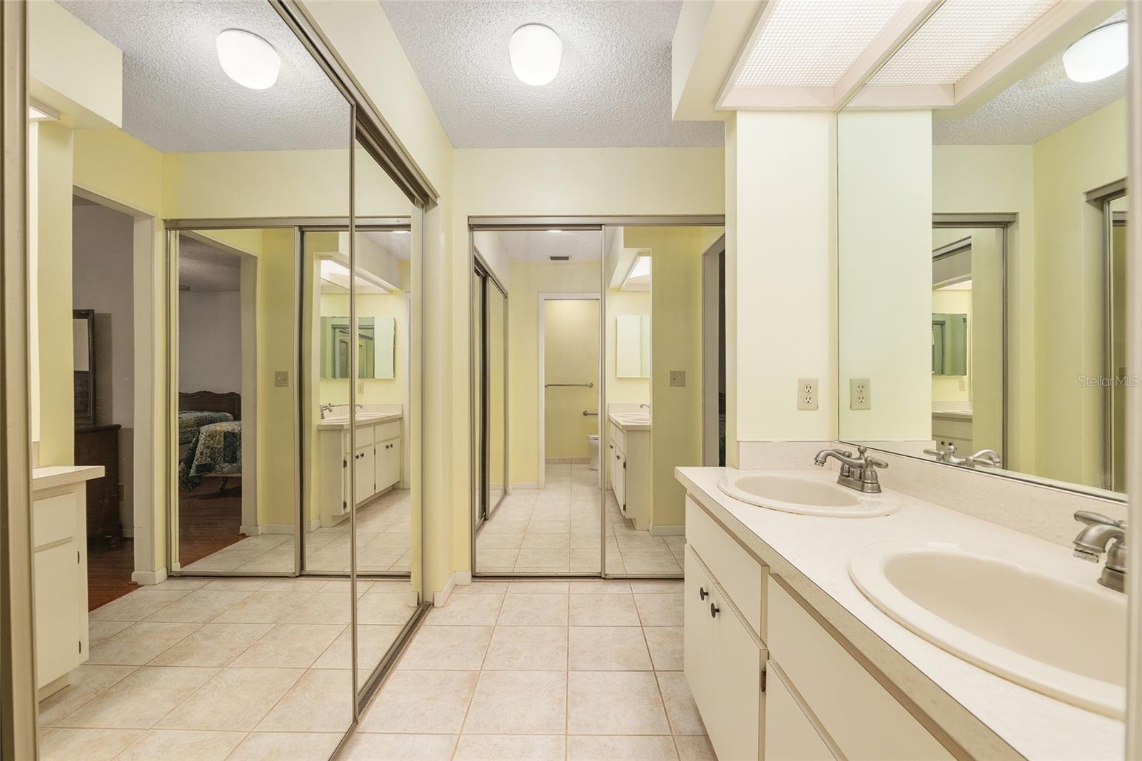 Image 34 of 62 For 2064 37th Court Circle