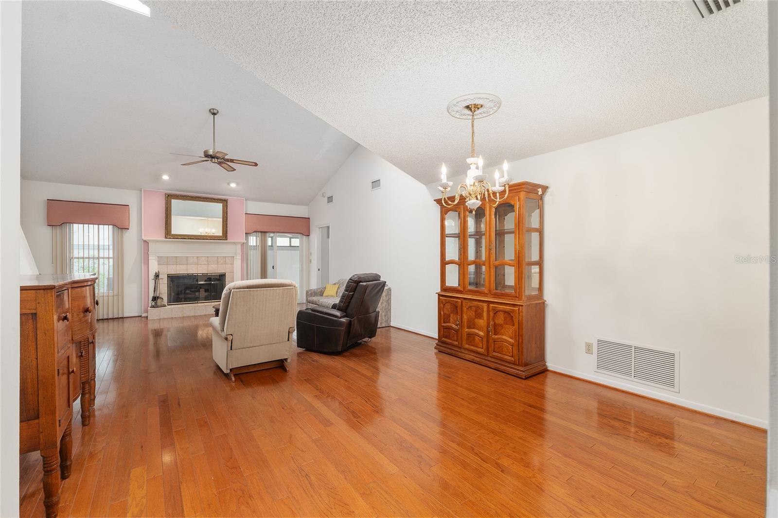 Image 7 of 62 For 2064 37th Court Circle