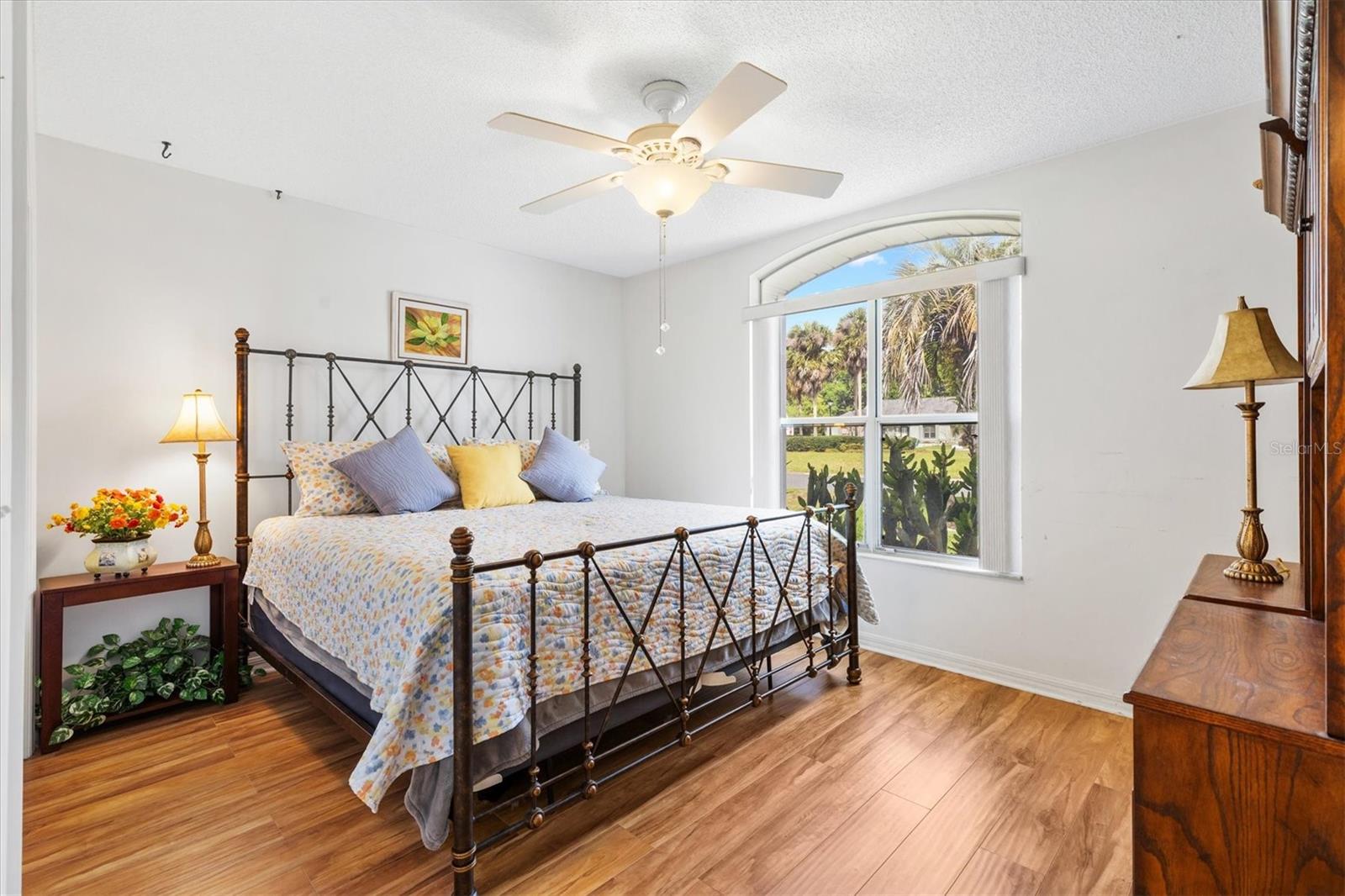 Image 10 of 16 For 711 Agua Way