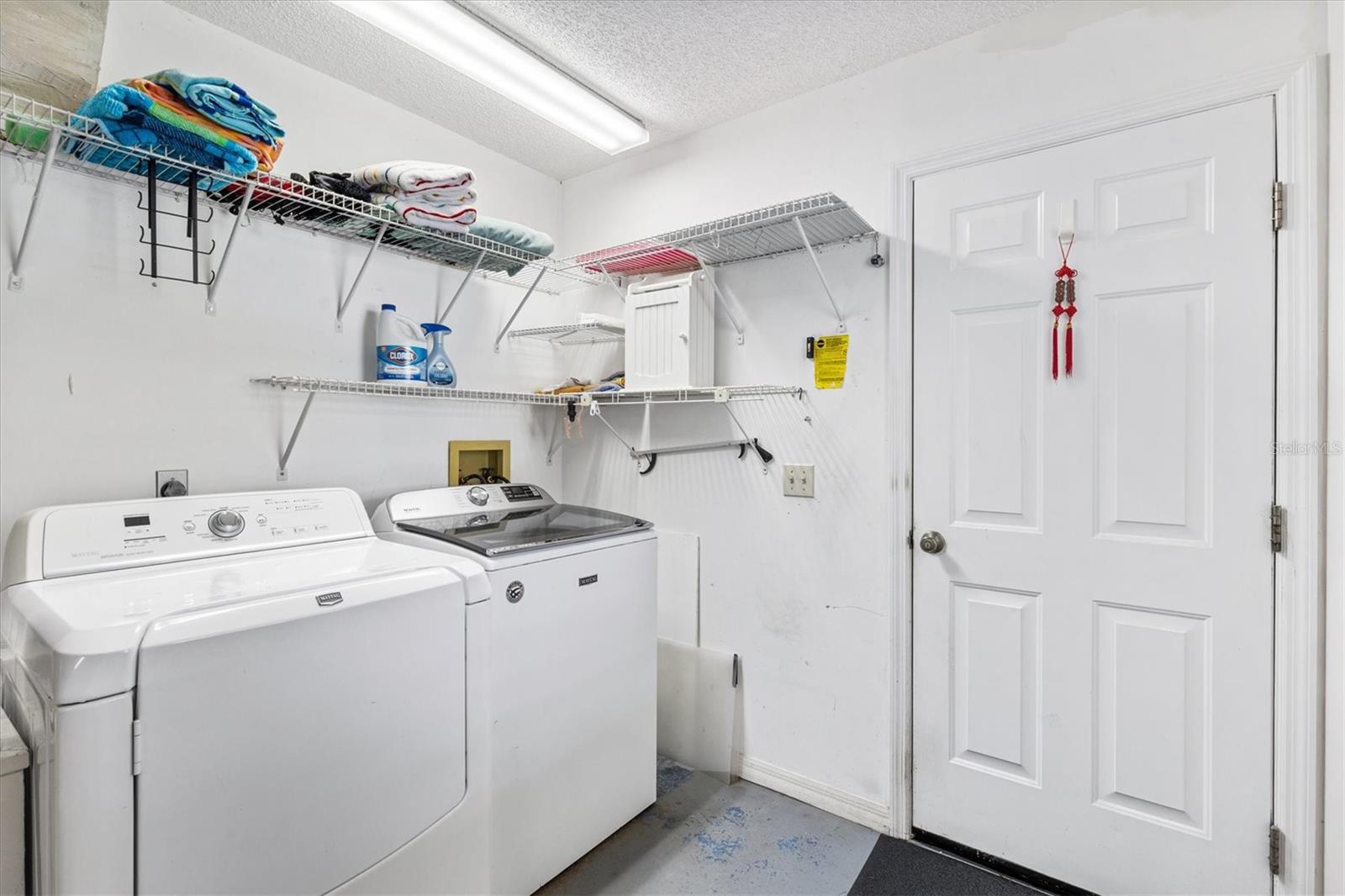 Image 13 of 16 For 711 Agua Way