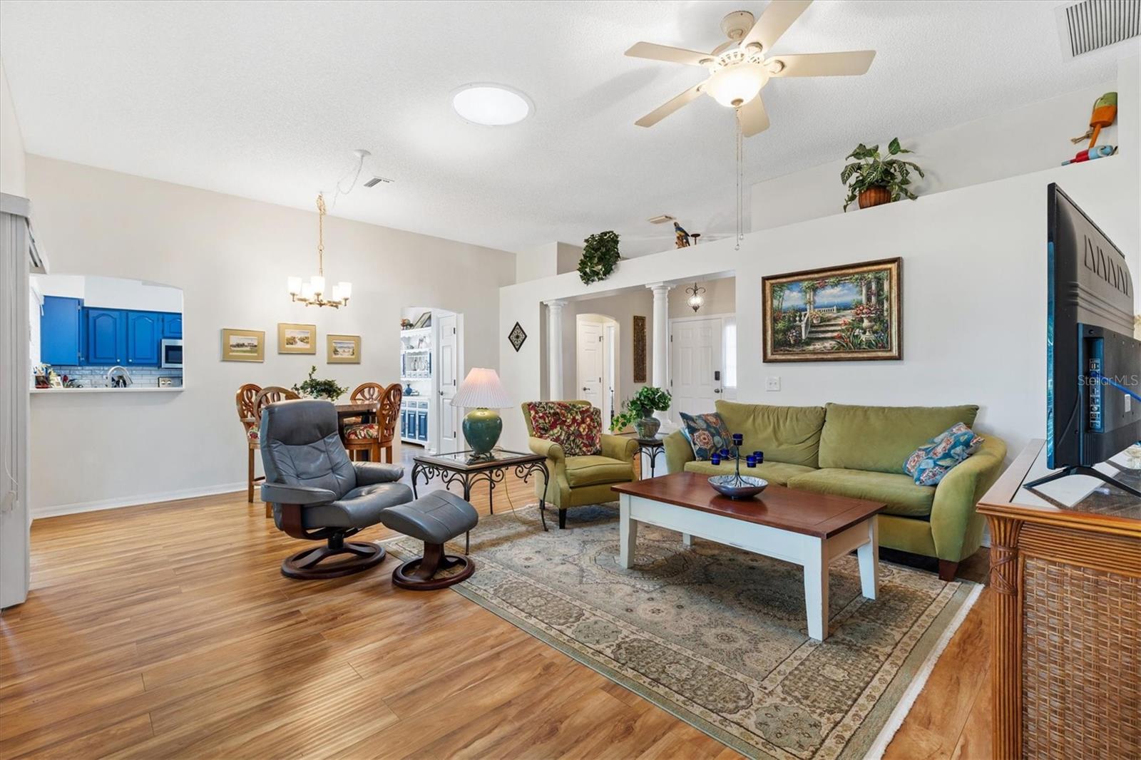 Image 4 of 16 For 711 Agua Way