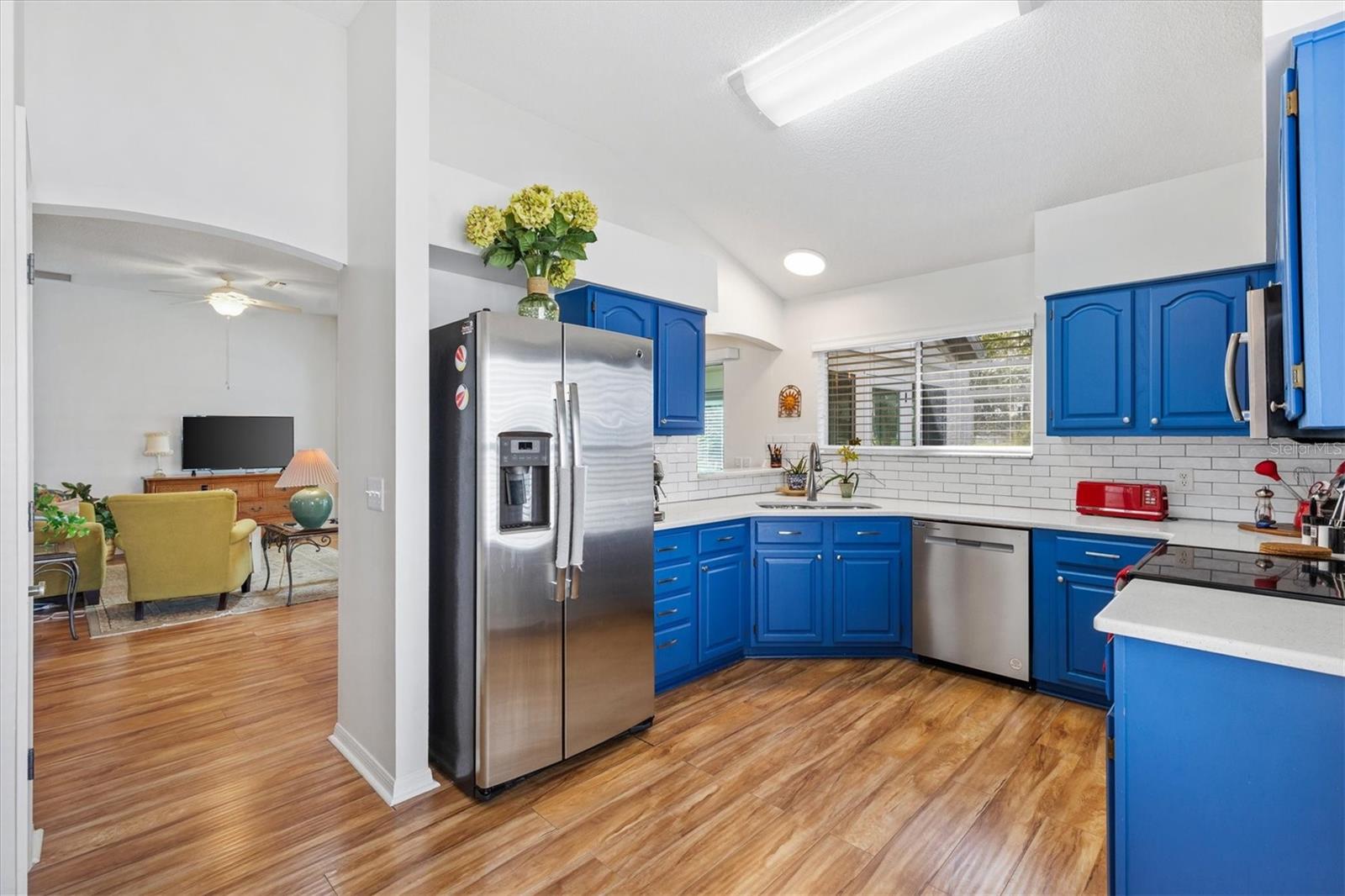 Image 6 of 16 For 711 Agua Way