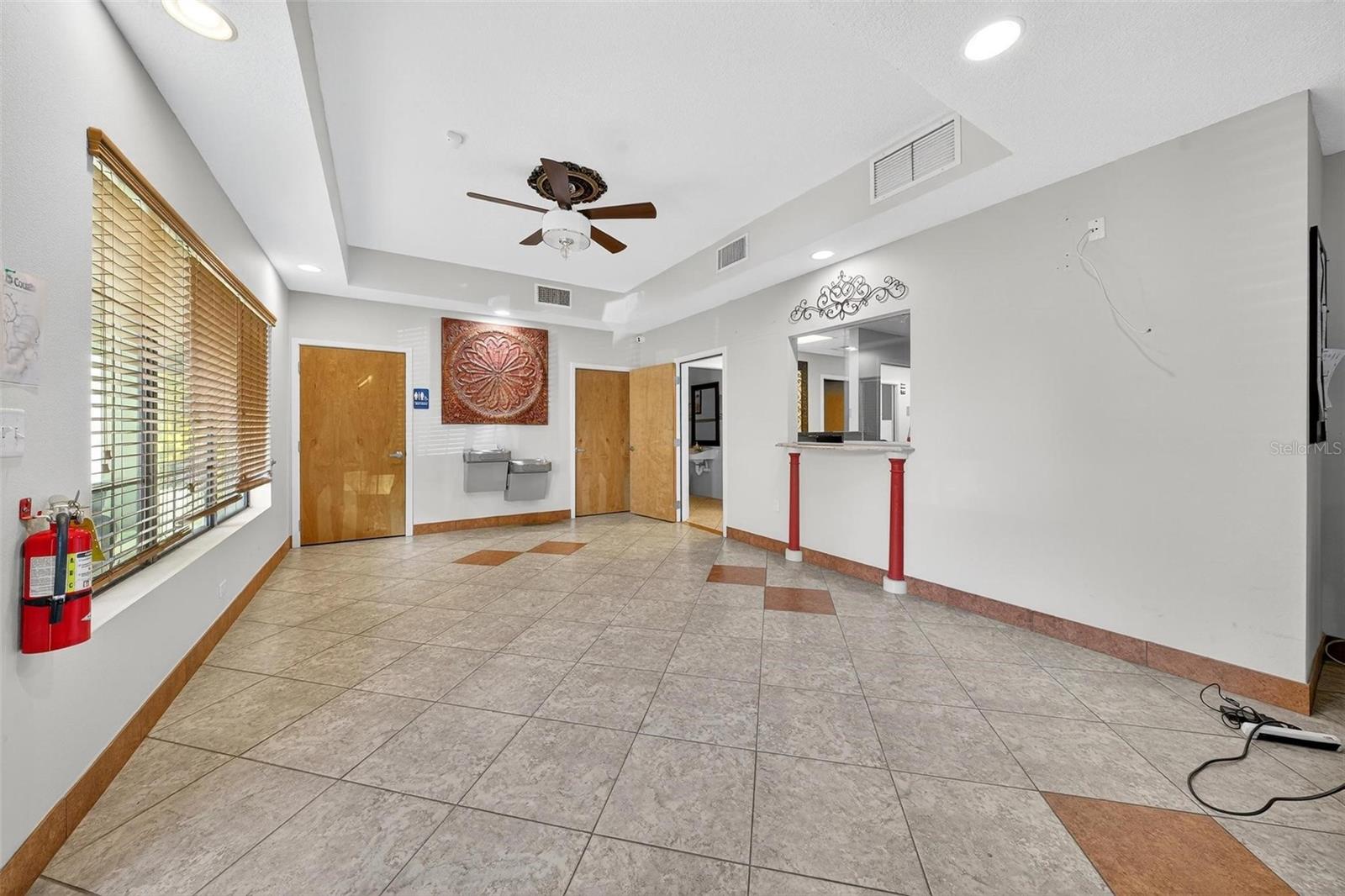 Image 20 of 24 For 501 North Boulevard