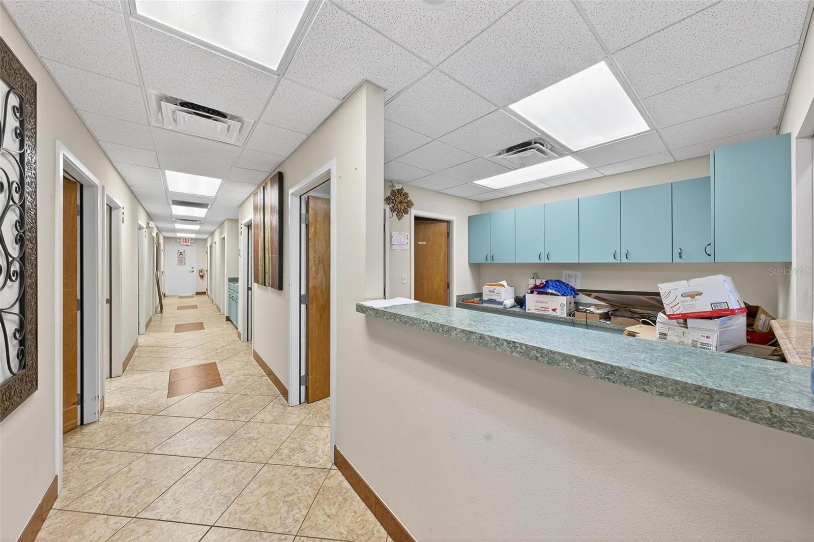 Image 22 of 24 For 501 North Boulevard