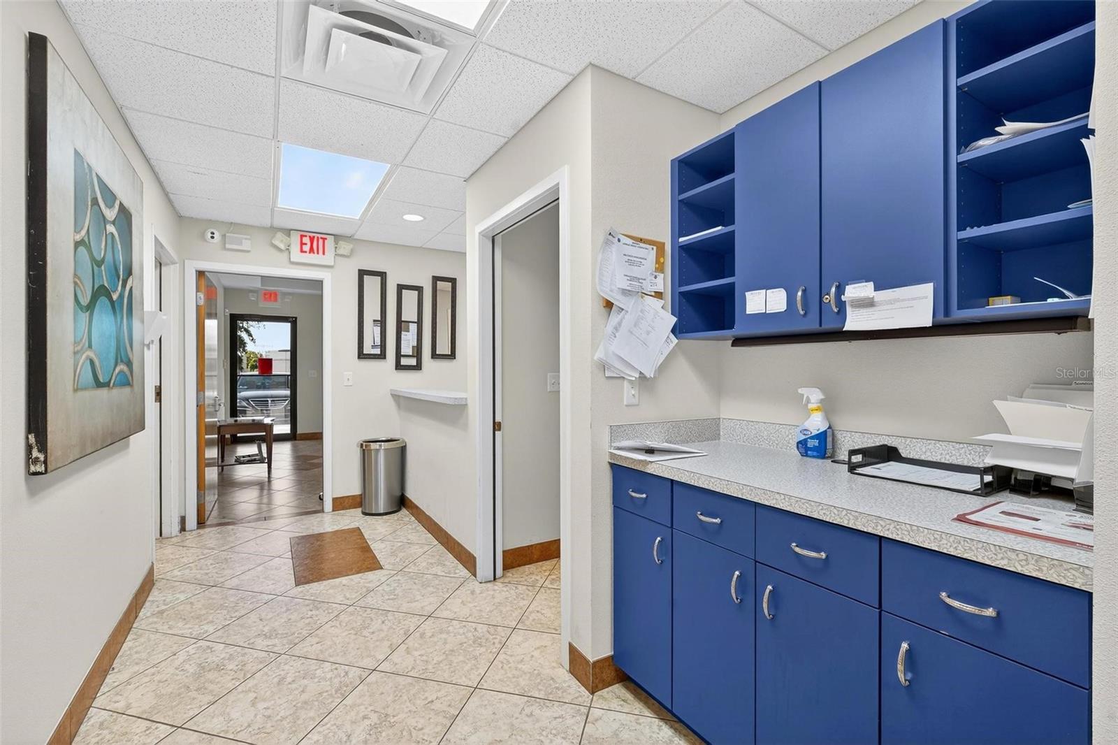 Image 7 of 24 For 501 North Boulevard