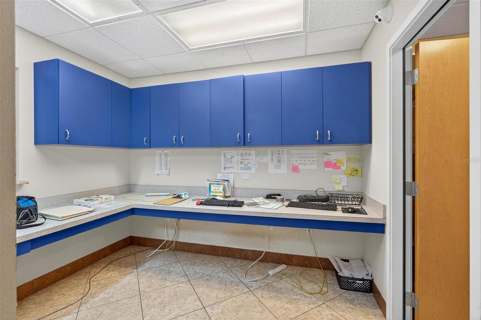 Image 8 of 24 For 501 North Boulevard