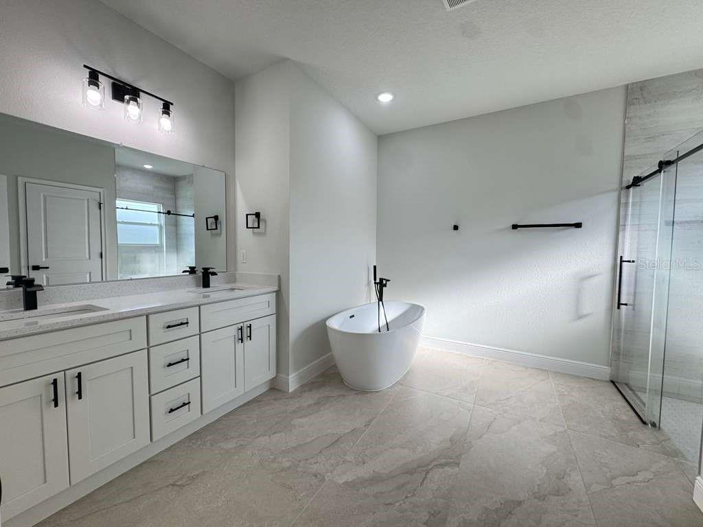 Image 26 of 55 For 8902 135th Street