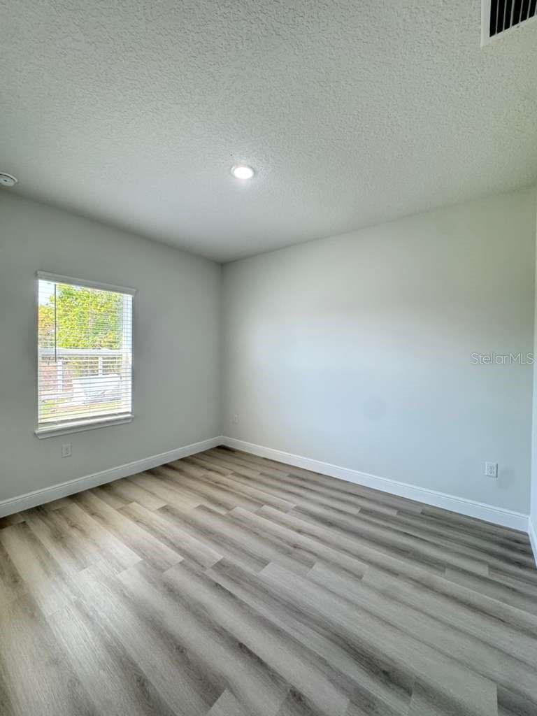 Image 33 of 55 For 8902 135th Street