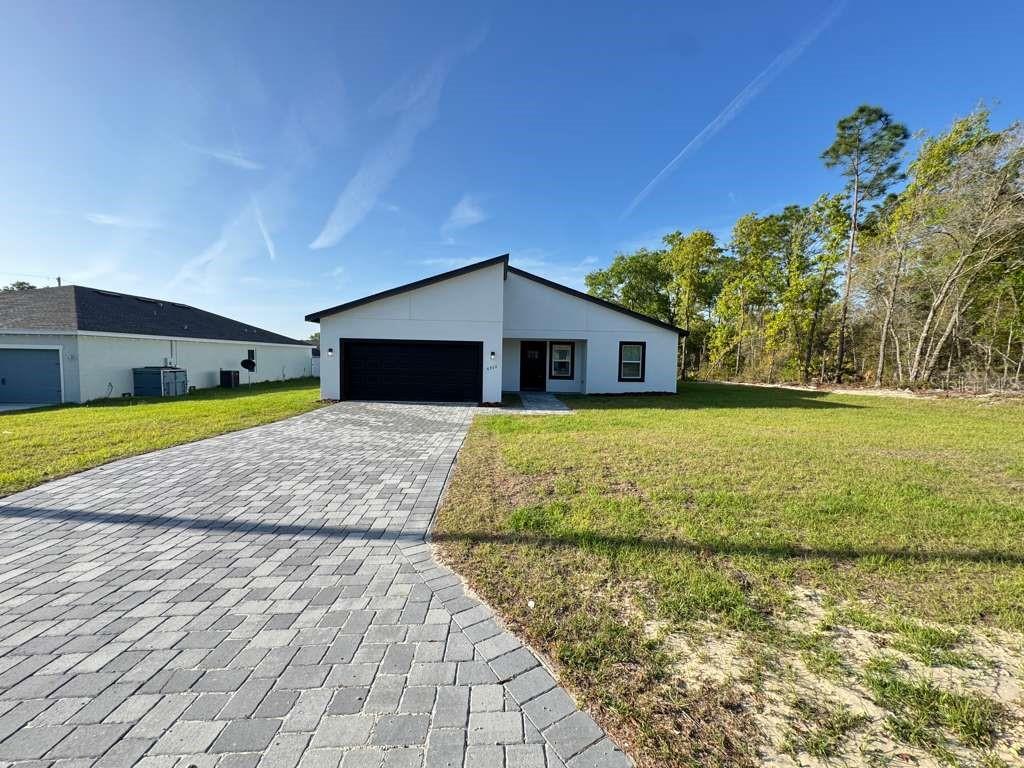 Image 4 of 55 For 8902 135th Street