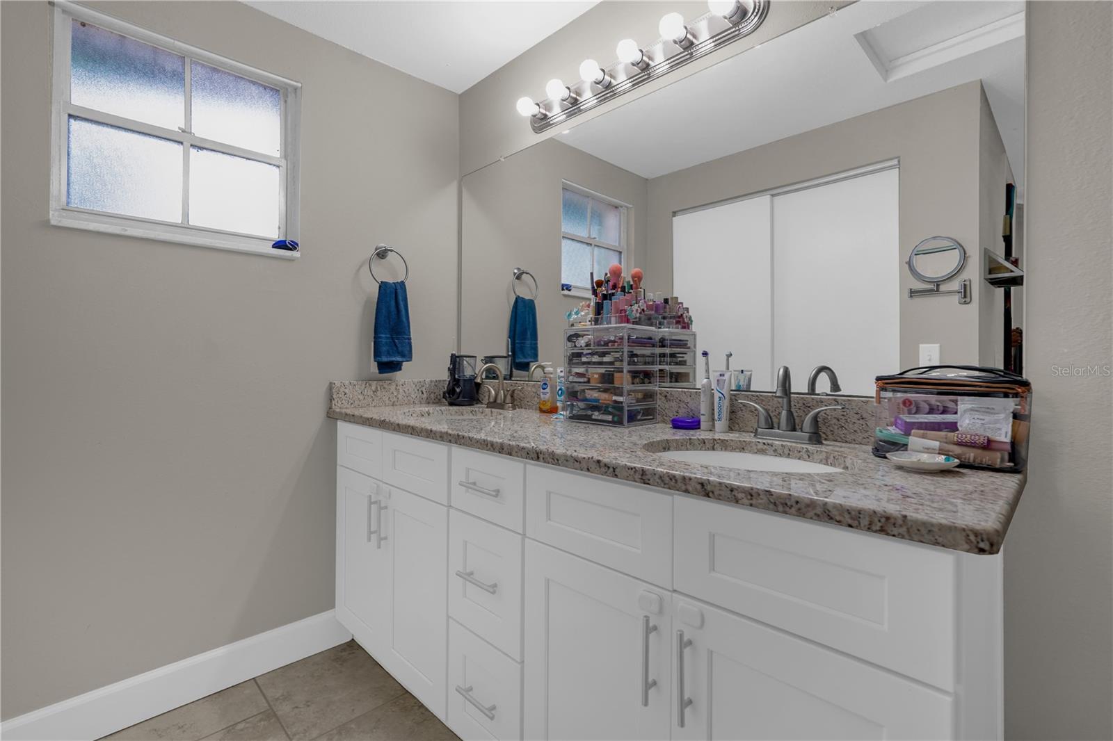 Image 14 of 23 For 118 2nd Jpv Street