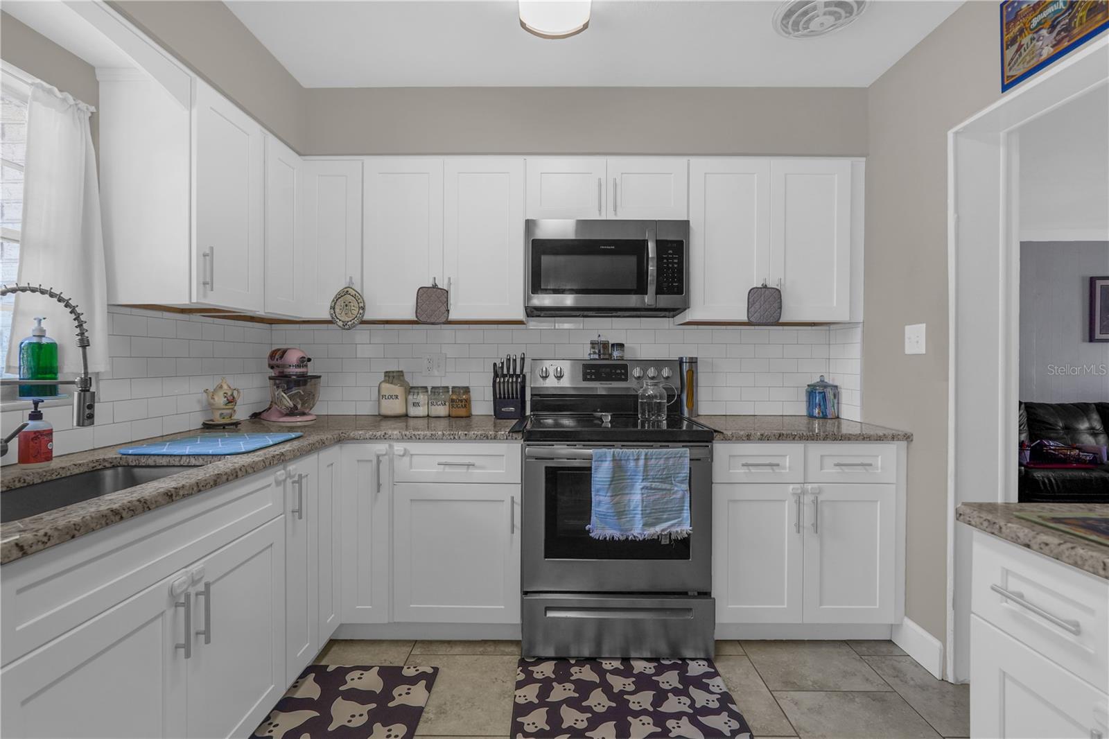 Image 6 of 23 For 118 2nd Jpv Street