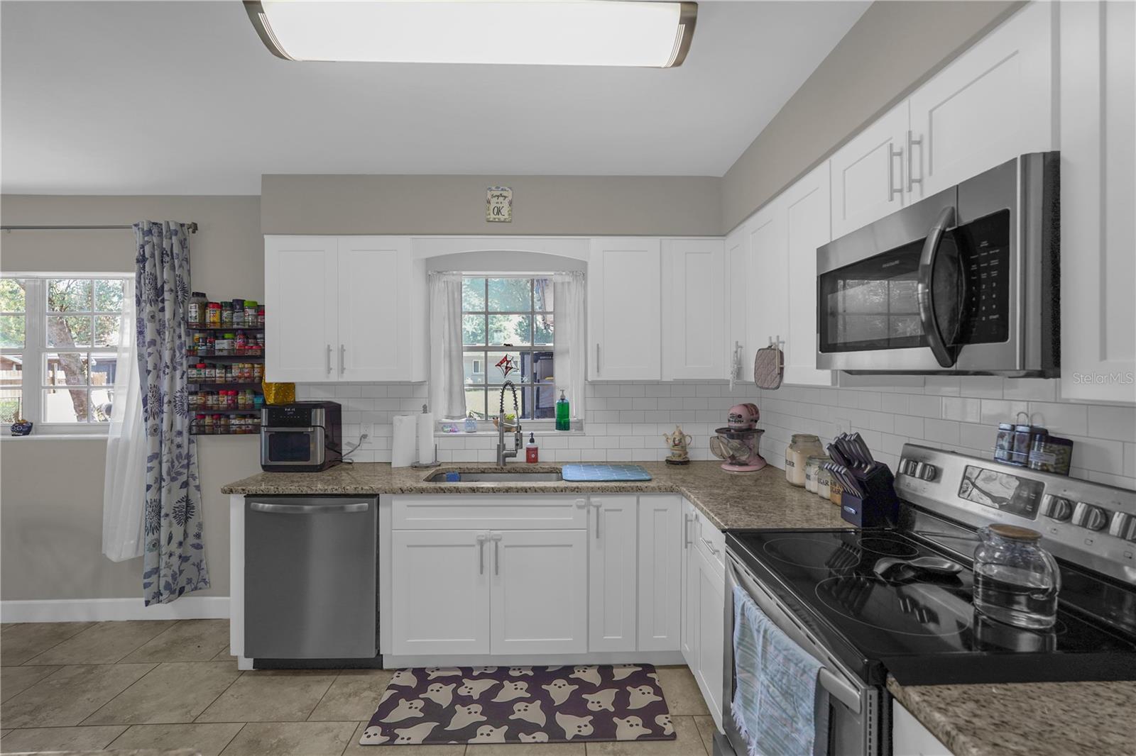 Image 7 of 23 For 118 2nd Jpv Street