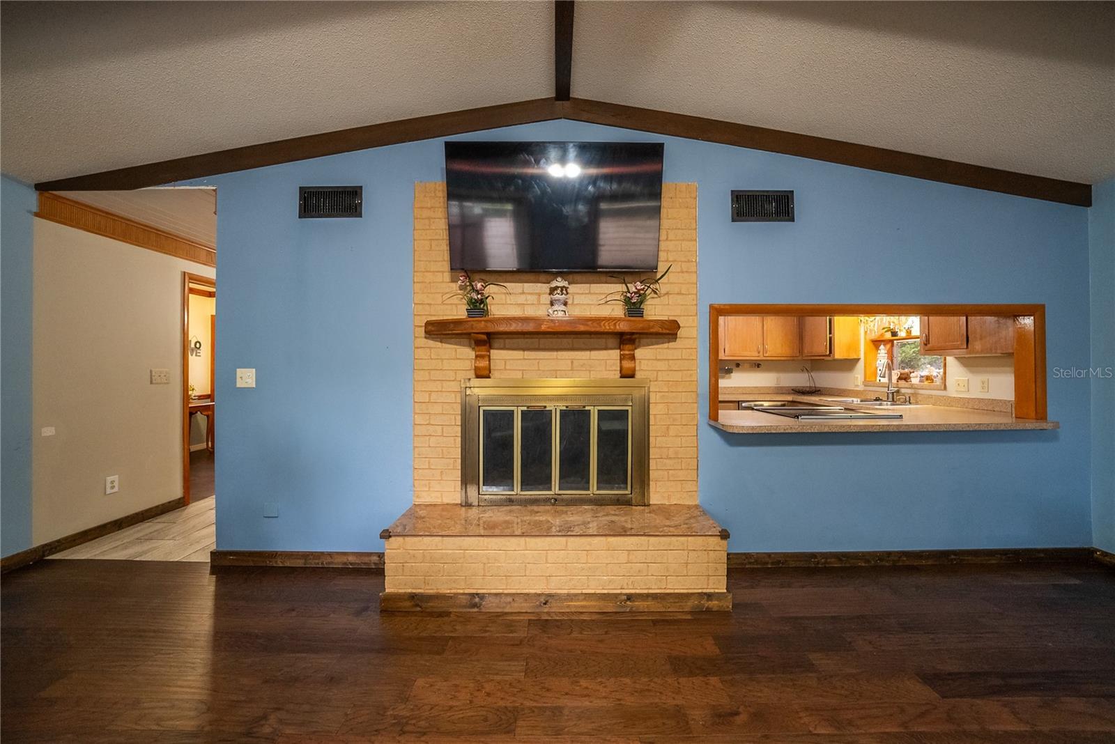 Image 19 of 57 For 12 Spring Lake Way