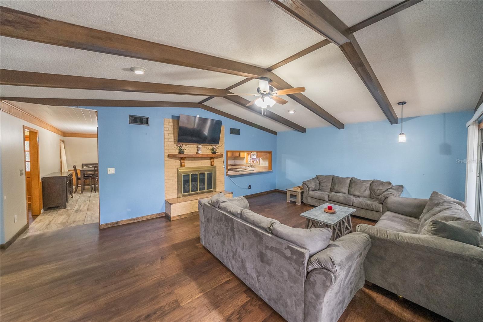 Image 20 of 57 For 12 Spring Lake Way