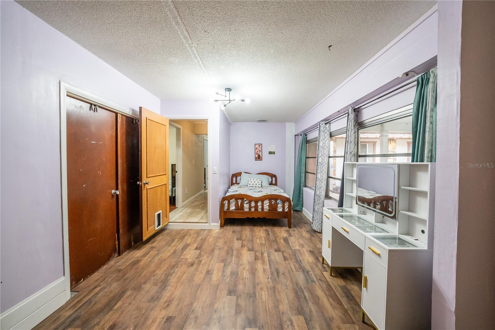 Image 25 of 57 For 12 Spring Lake Way