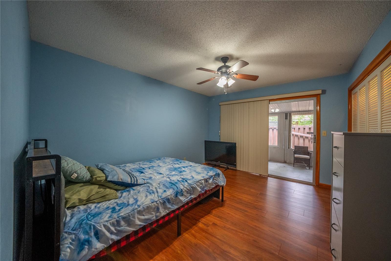 Image 28 of 57 For 12 Spring Lake Way