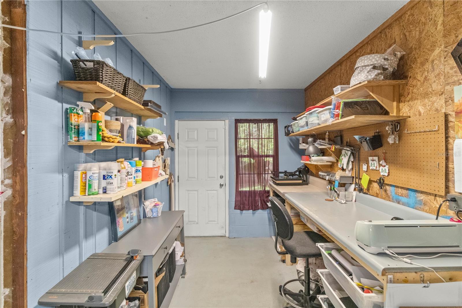 Image 42 of 57 For 12 Spring Lake Way