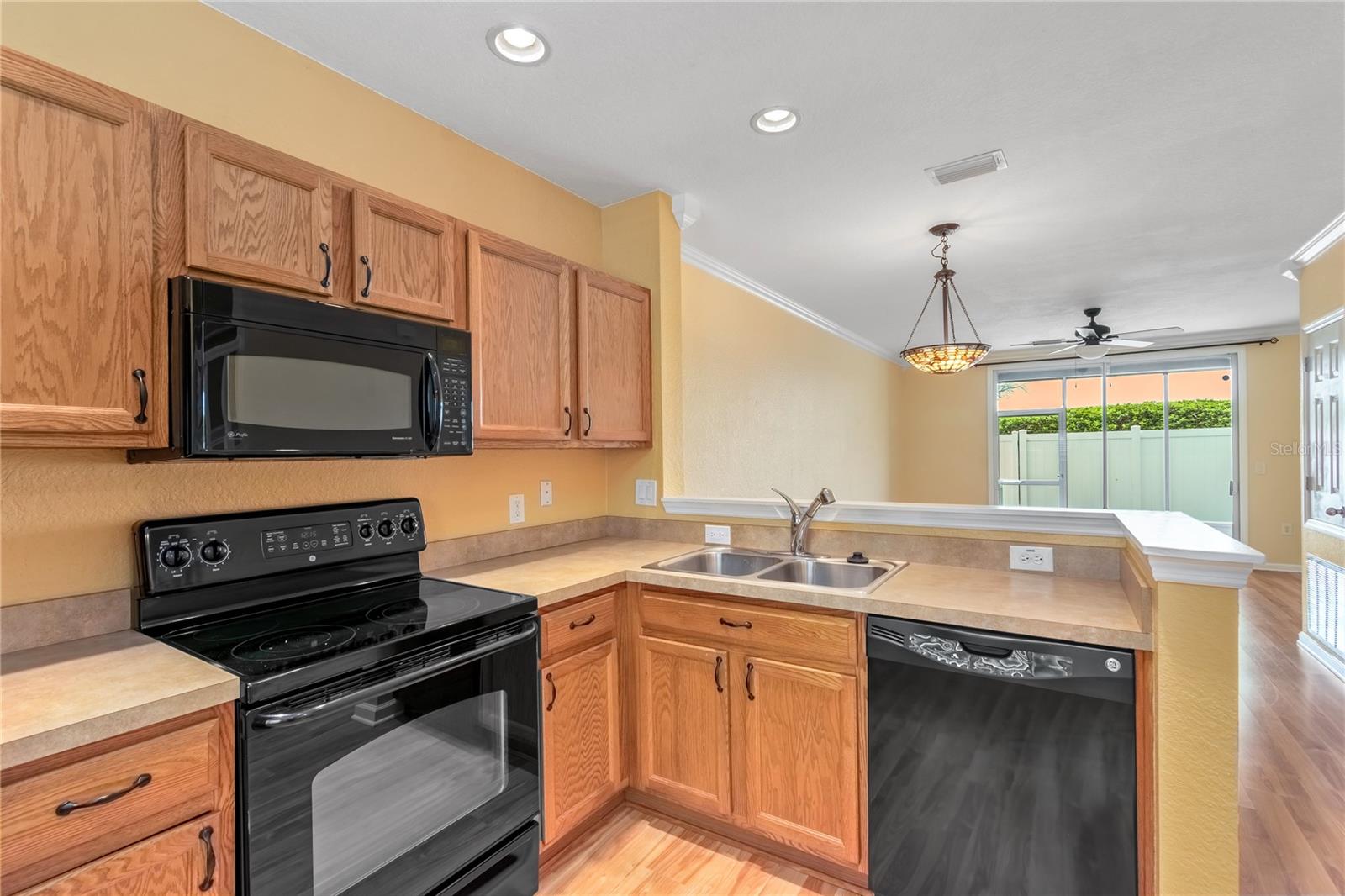 Image 9 of 40 For 4814 44th Circle