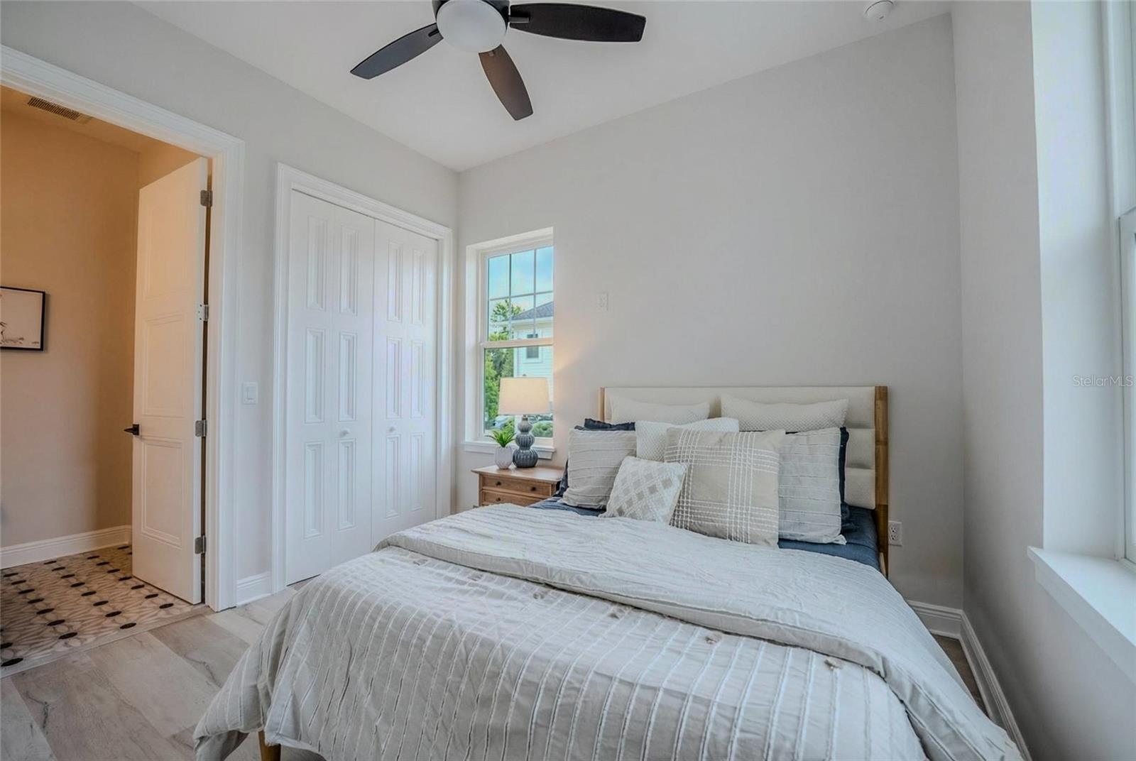 Image 23 of 39 For 129 Watula Avenue