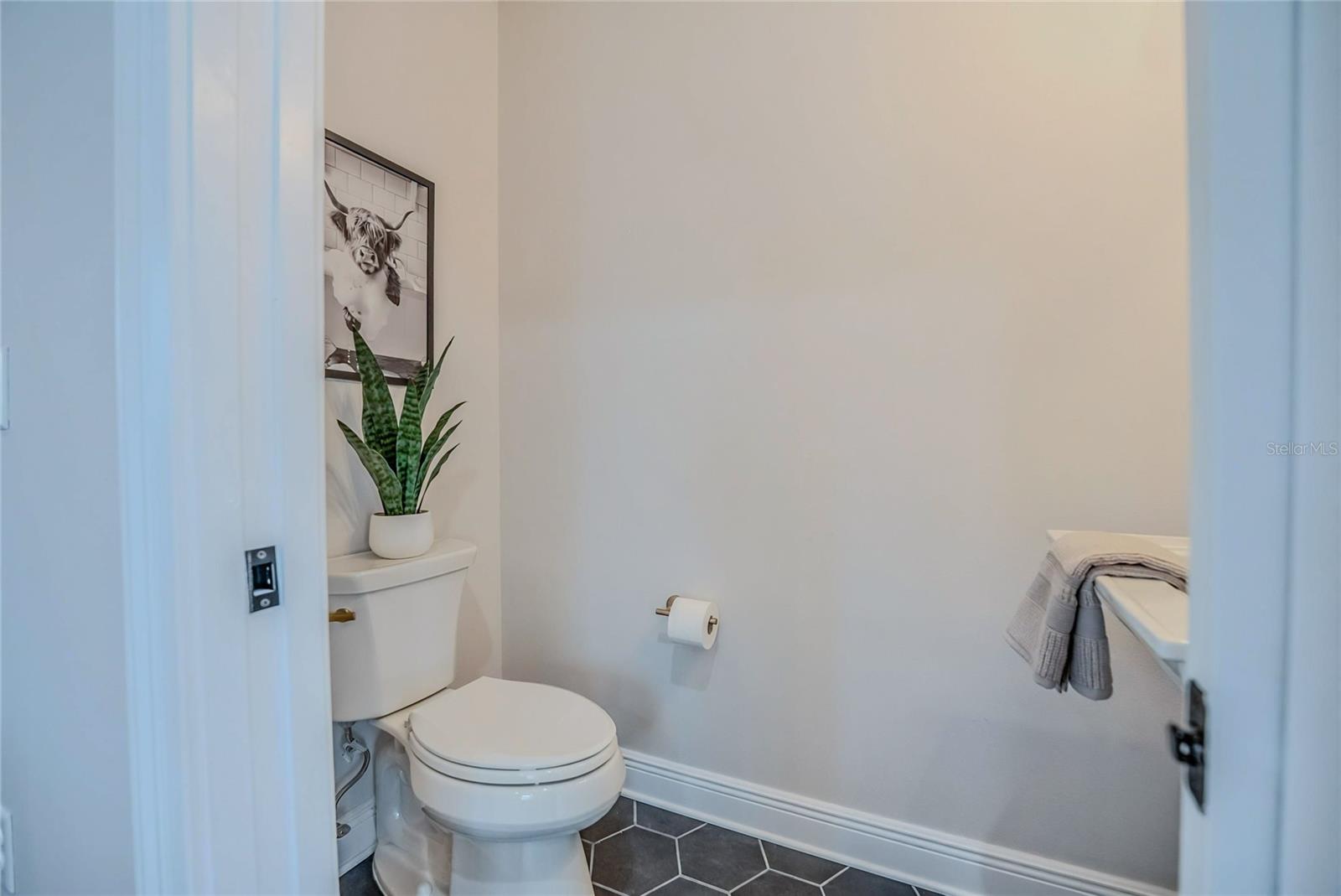 Image 29 of 39 For 129 Watula Avenue