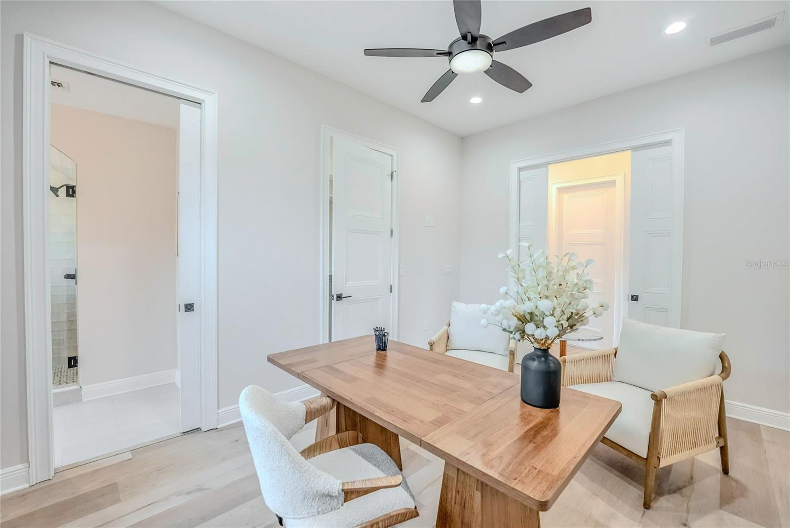 Image 36 of 39 For 129 Watula Avenue