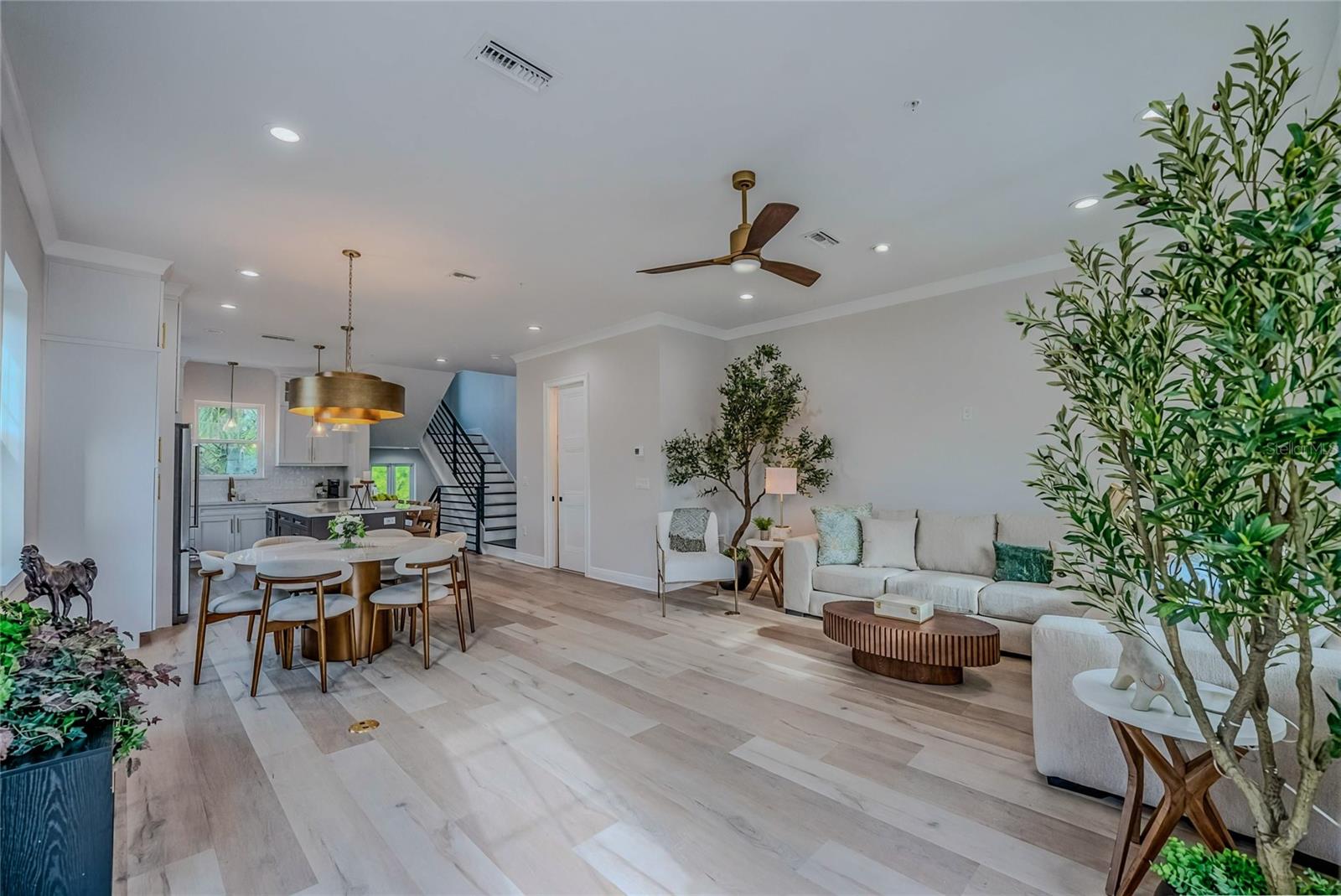 Image 9 of 39 For 129 Watula Avenue