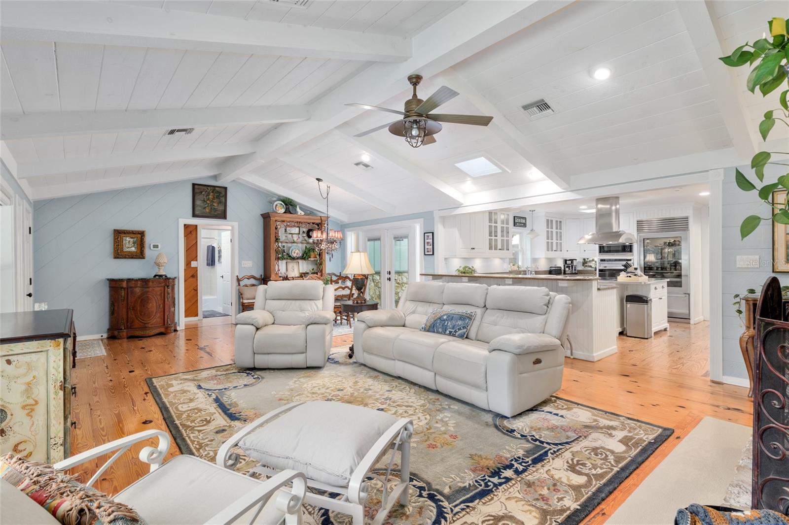 Image 14 of 98 For 400 90th Street