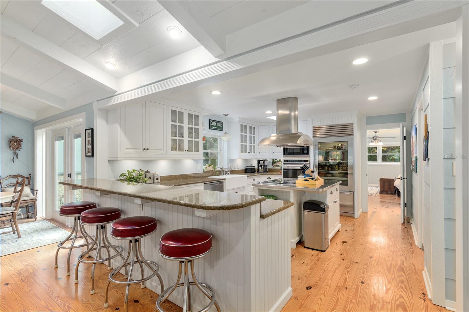 Image 17 of 98 For 400 90th Street