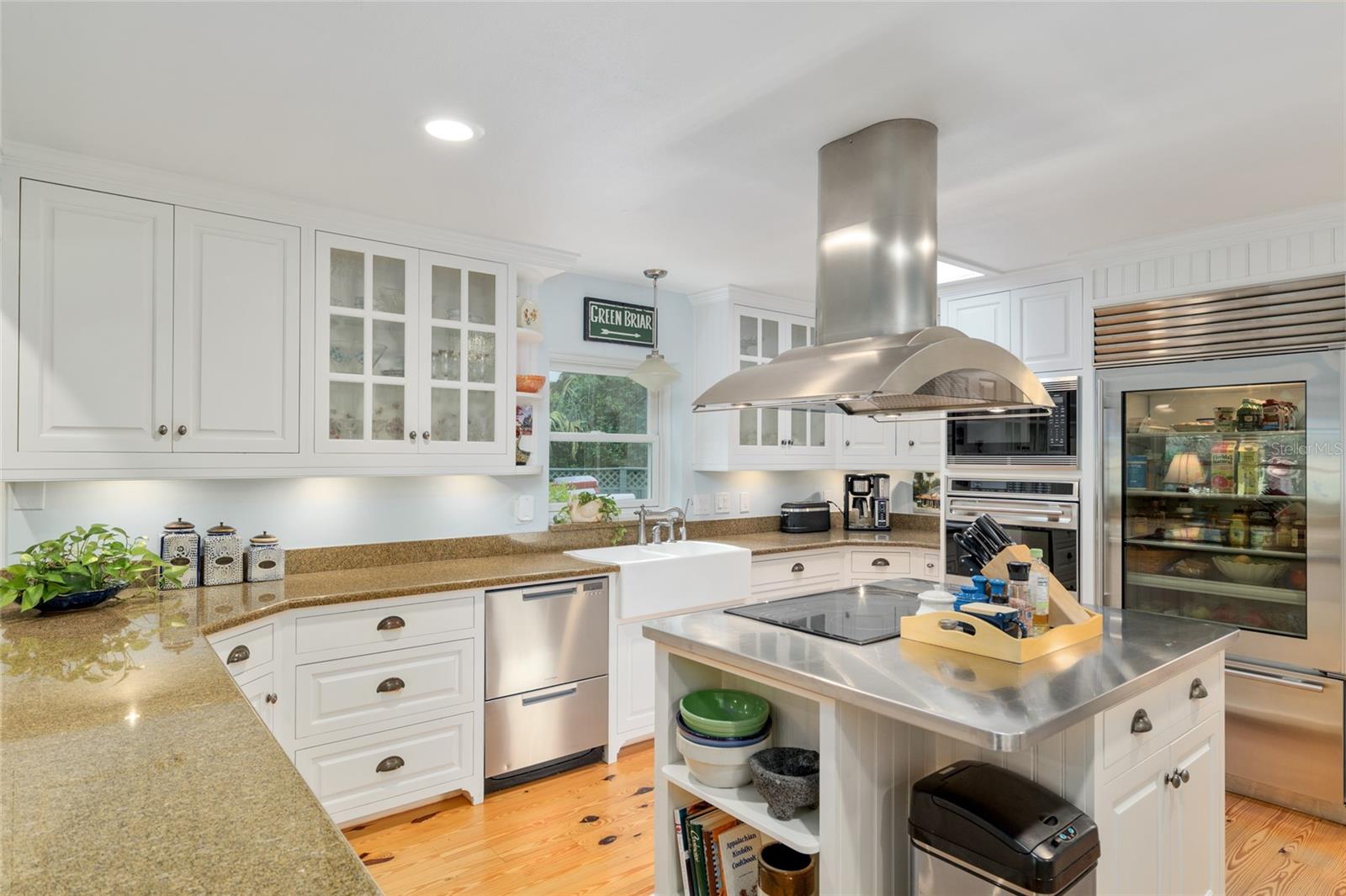 Image 19 of 98 For 400 90th Street