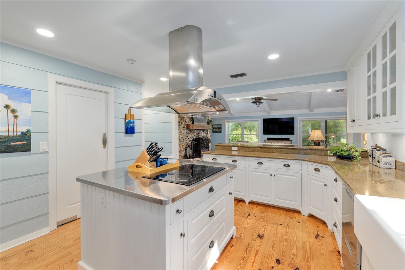 Image 24 of 98 For 400 90th Street