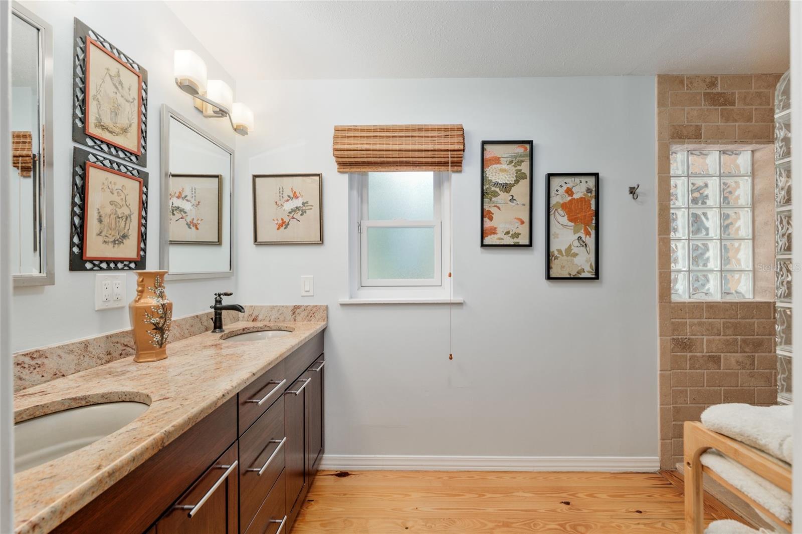 Image 33 of 98 For 400 90th Street