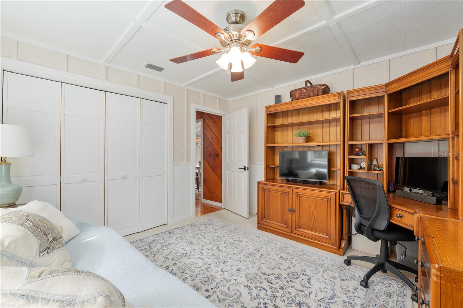 Image 43 of 98 For 400 90th Street