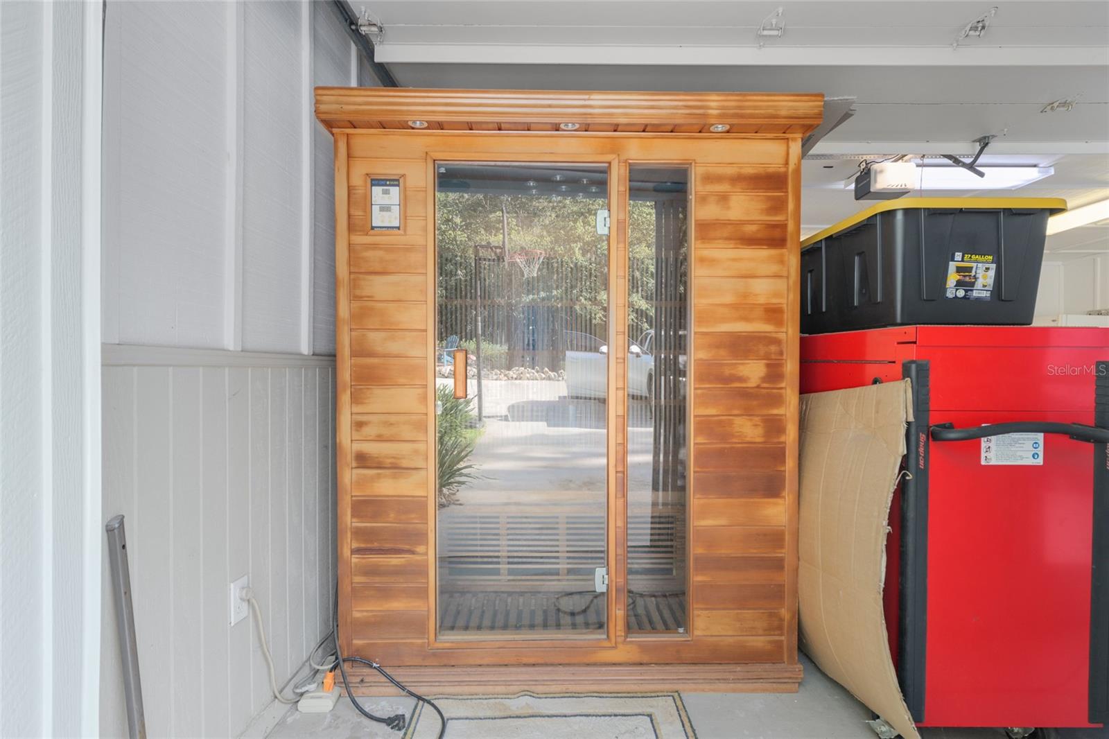 Image 45 of 98 For 400 90th Street