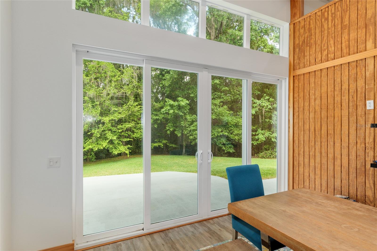 Image 73 of 98 For 400 90th Street