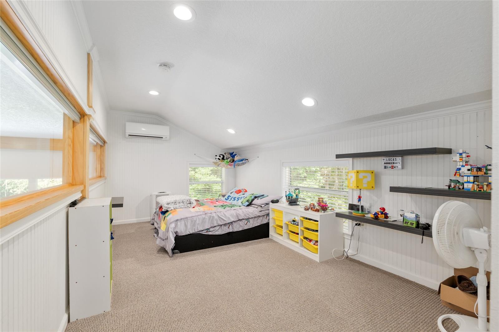 Image 83 of 98 For 400 90th Street