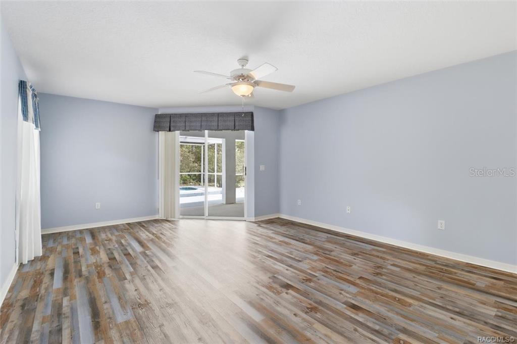 Image 19 of 46 For 13 Bonnie Court N