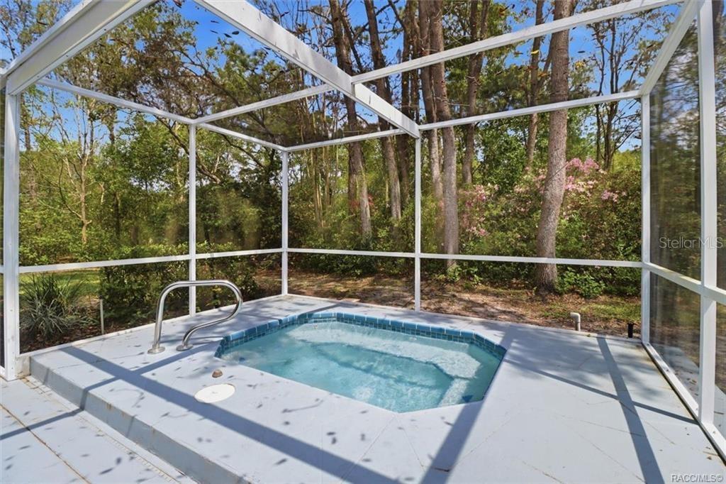 Image 2 of 46 For 13 Bonnie Court N