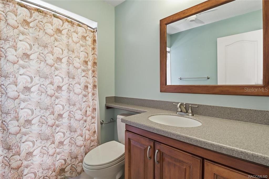 Image 26 of 46 For 13 Bonnie Court N